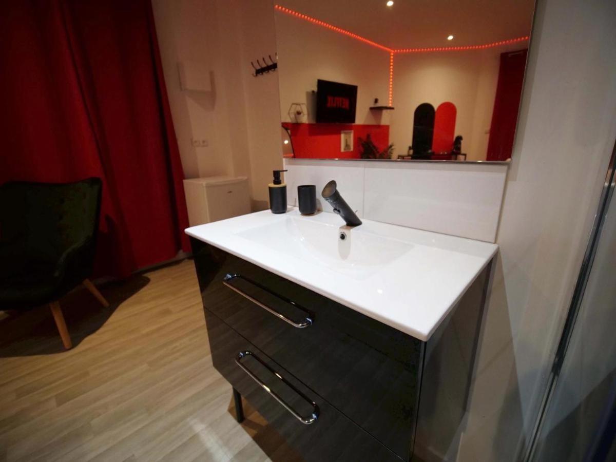 Romantica Balneo - Olympe & Lille, Croix, Roubaix Apartment Croix