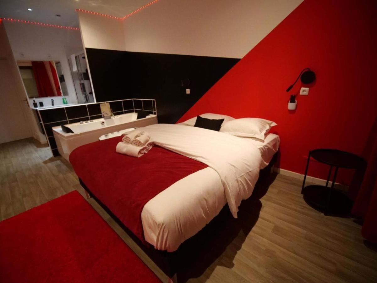 Apartment Romantica Balneo - Olympe & Lille, Croix, Roubaix Croix